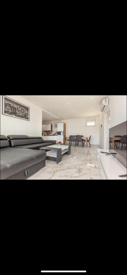Apartments Arijan30 Celina Exterior photo